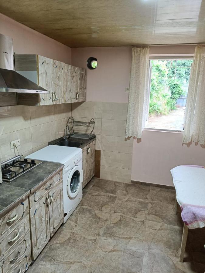 סארפי Bata Apartment מראה חיצוני תמונה
